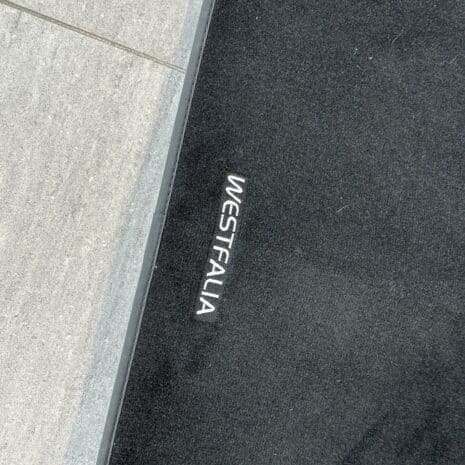 img_3995-2 img_3995-2